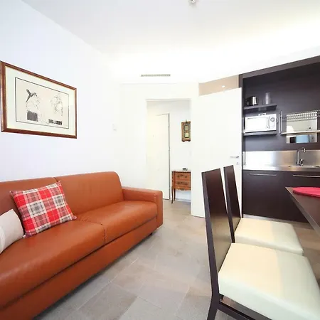 Klass 103 * 克拉尼斯卡戈拉