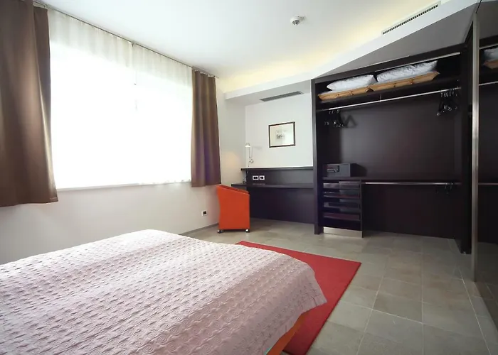 Klass 103 * كْرانْيِسكا غورا