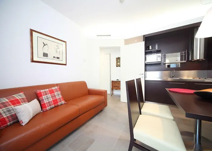 Klass 103 * كْرانْيِسكا غورا