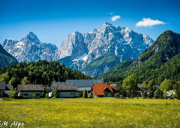 Klass 103 شقة كْرانْيِسكا غورا